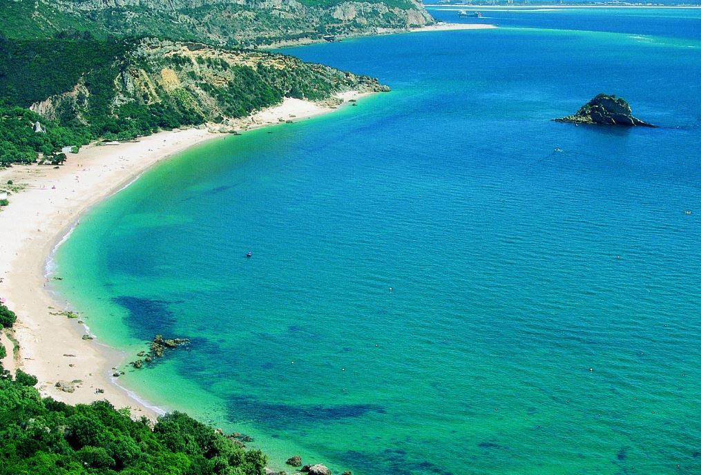 Portinho de Arrabida Beach